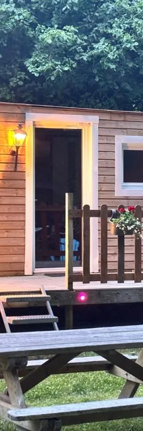 La Cabane du Halage，位于利斯河畔艾尔的酒店