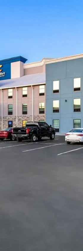 Comfort Inn & Suites River City Decatur，位于迪凯特的酒店