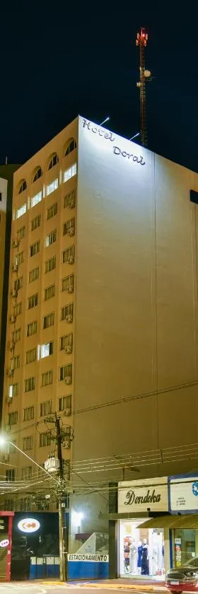 多拉阿普卡拉纳酒店 ，位于阿普卡拉纳的酒店