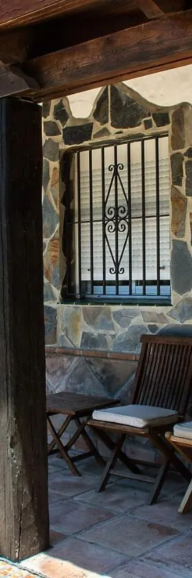 Complejo Vacacional Los Cortijillos-Solo adultos，位于科尼尔-德拉弗龙特拉的酒店