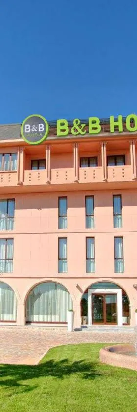 B&B HOTEL Habitat Giussano，位于朱萨诺的酒店