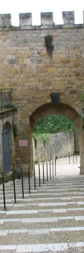 Duplex Carreyrou，位于Beaumont-du-Périgord的酒店