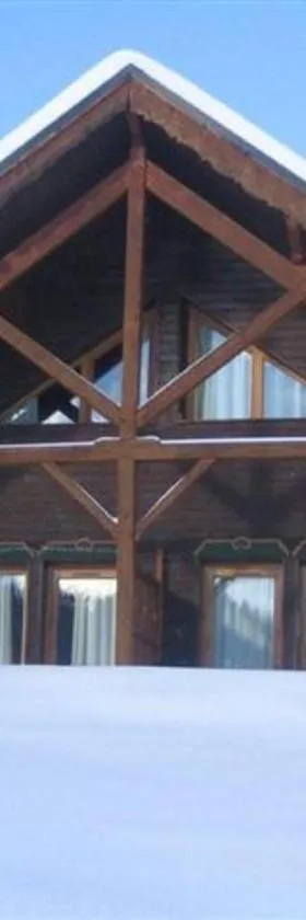 Appartements duplex dans chalet - Pléiades -, skis aux pieds avec clefs à disposition via agence constel'immo -nous louons aussi le second duplex du chalet quasiment identique，位于里苏尔的酒店