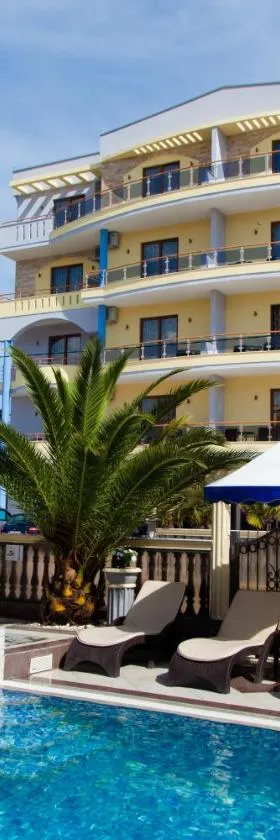 Spa Hotel Montefila，位于乌尔齐尼的酒店