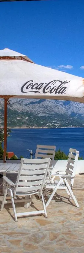 Hostel Dalmatia，位于马鲁希奇的酒店