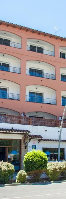 Hotel Comarruga Platja，位于科马鲁加的酒店