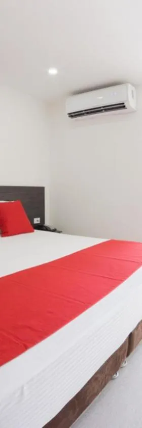 Massay Hotel，位于内瓦的酒店