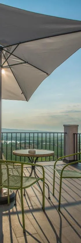 Hotel Marixa，位于拉瓜迪亚的酒店