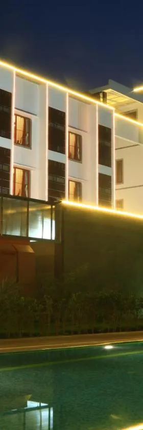 Mayapuri Amira，位于库姆巴科纳姆的酒店