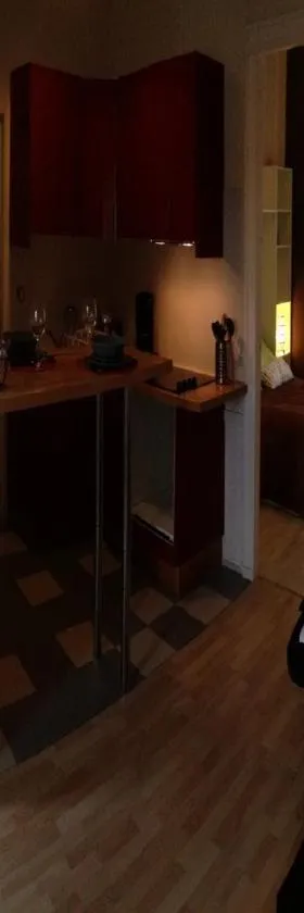 贝勒维公寓，位于卡尔邦布朗的酒店