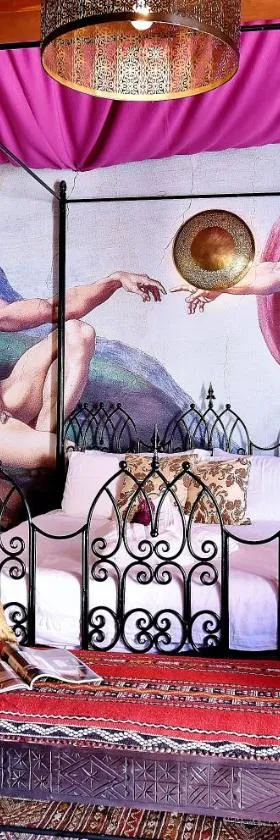 Chapel 5 Boutique Suites B&B，位于纳克萨的酒店