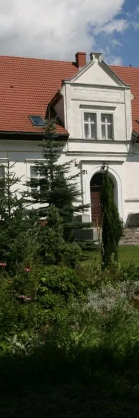 Miodowy Dwór，位于Rusinowo的酒店