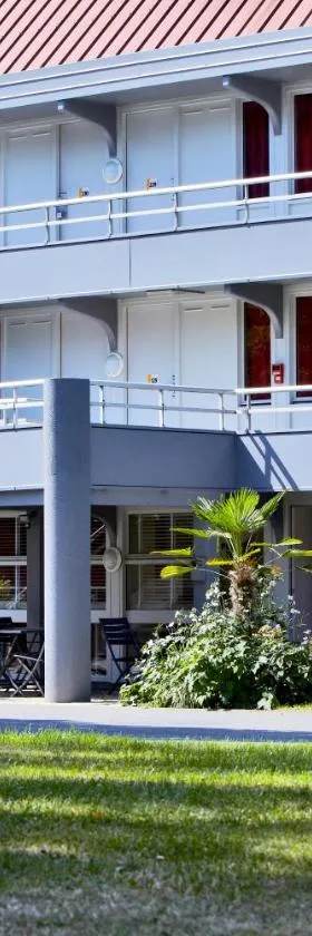 Hotel Fleury Merogis - Ex Premiere Classe Fleury Merogis，位于弗勒里梅罗吉的酒店