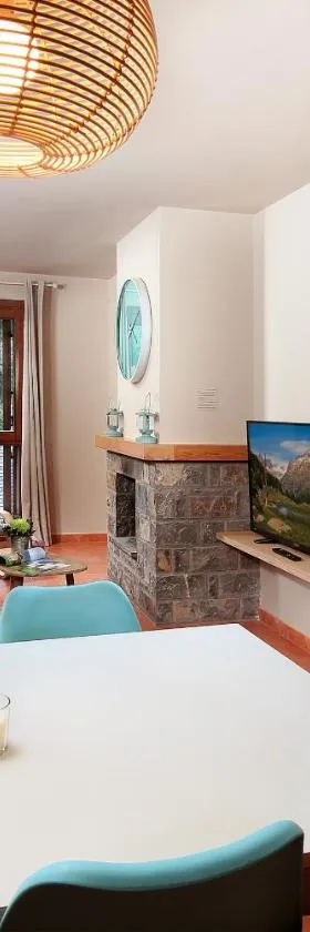 PirineosNature Apartments，位于普兰的酒店