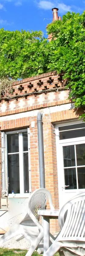 les Thiausères，位于罗莫朗坦的酒店