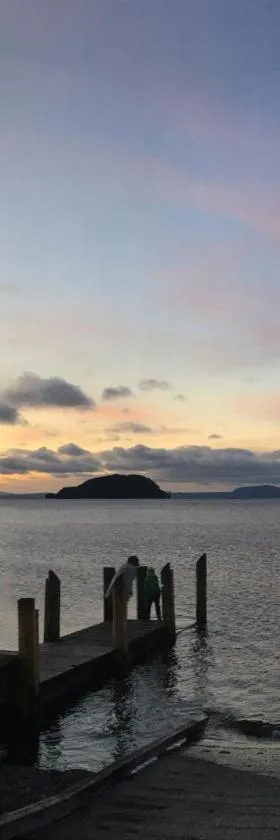 Motutere Bay TOP 10 Holiday Park，位于图朗伊的酒店