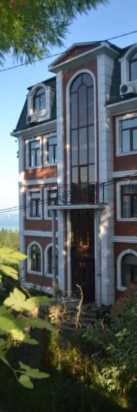 Sunny Hotel Batumi，位于马钦加里的酒店