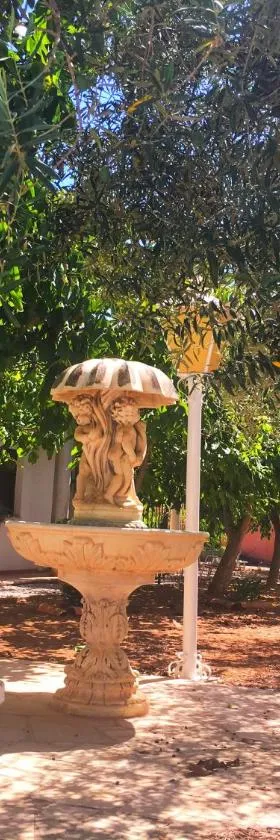 Hotel Bon Lloc，位于Ulldecona的酒店