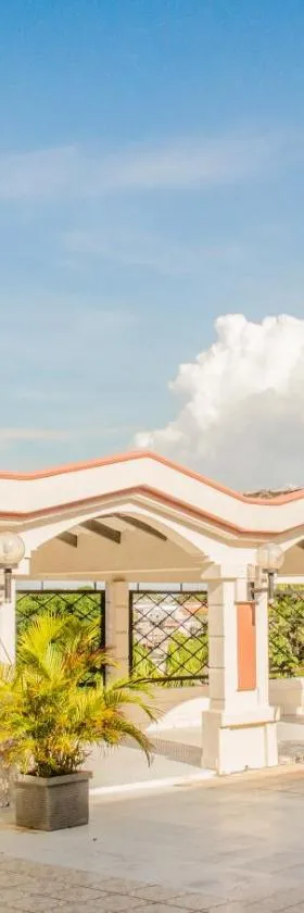 Atalanta Hotel，位于马卡帕的酒店