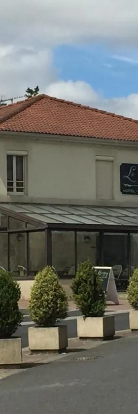 Hôtel Le Cerizay，位于Cerizay的酒店