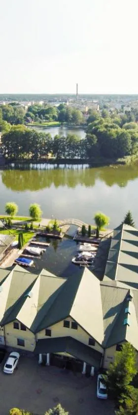 Hotel Nad Nettą，位于奥古斯图的酒店