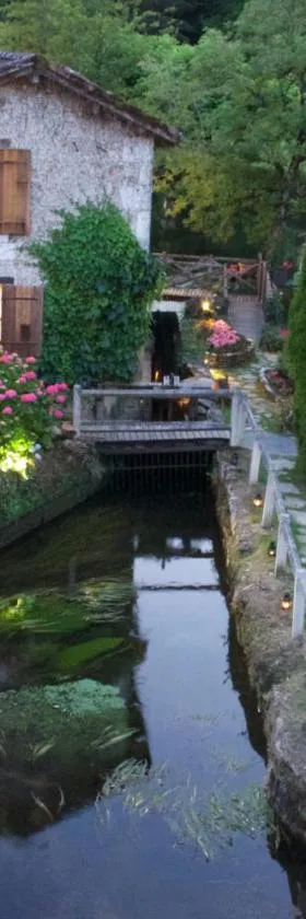 Le Moulin du Roc，位于布朗托姆的酒店