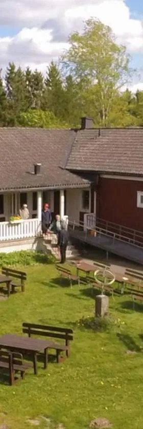 Kronobergshed vandrarhem och kursgård，位于Moheda的酒店