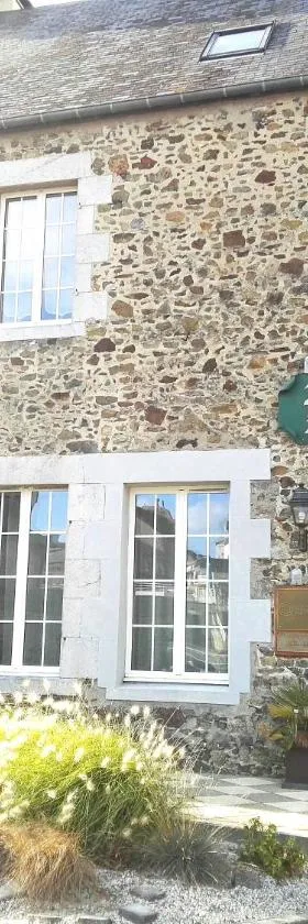 Le Mascaret - Restaurant Hotel Spa - Teritoria，位于布兰维尔苏米尔的酒店