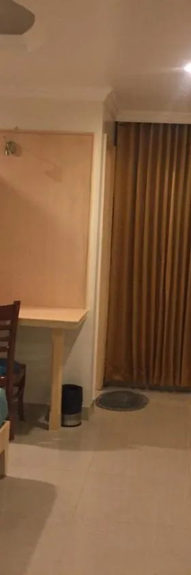 Hotel Sarthak，位于博帕尔的酒店