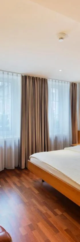 Apart Hotel Amadeo，位于措芬根的酒店