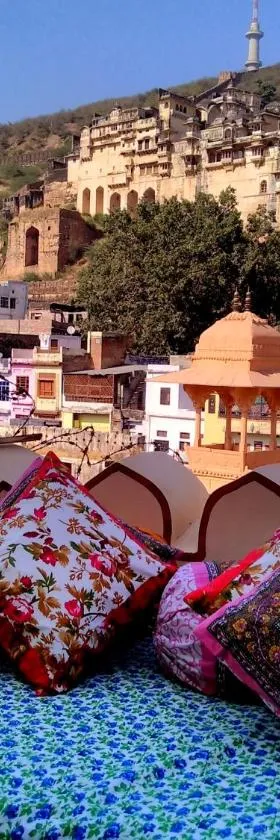 Haveli Bundi Inn，位于本迪的酒店