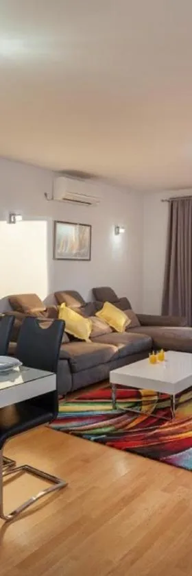 Apartman MaLu，位于马卡尔斯卡的酒店