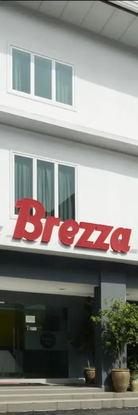卢穆特贝雷萨酒店，位于卢穆特的酒店