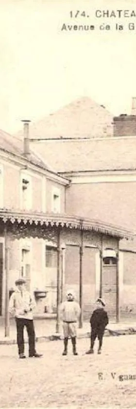 Hotel de la gare，位于卢瓦尔堡的酒店