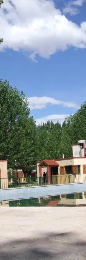 卡瓦尼亚斯乌斯帕亚塔山林小屋，位于乌斯帕亚塔的酒店