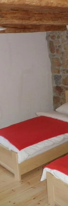 Holiday Home Rizvan City，位于Brušane的酒店