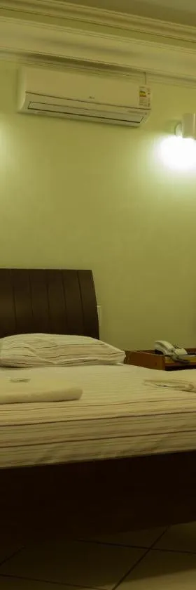 Hotel Barão Do Rio Branco，位于贝贝多鲁的酒店