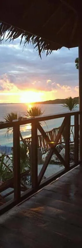 Nini's Beach Bungalows，位于比拉的酒店