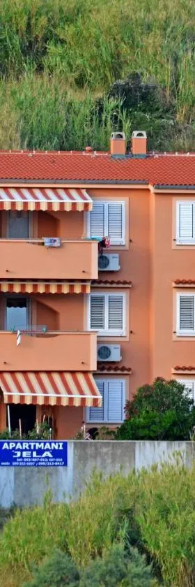 Apartments Jela，位于梅塔伊纳的酒店
