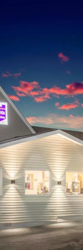Knights Inn and Suites Salem，位于塞林的酒店