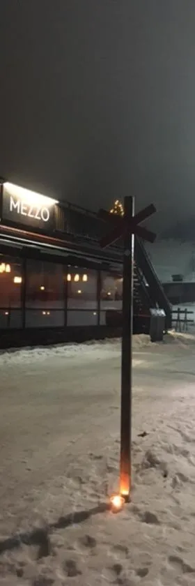 Hotel Mezzo，位于萨伦的酒店