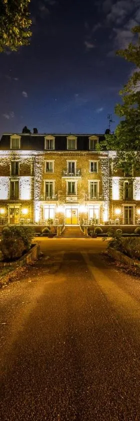 Logis Hôtel - Le Manoir de Sauvegrain，位于圣朗贝尔的酒店