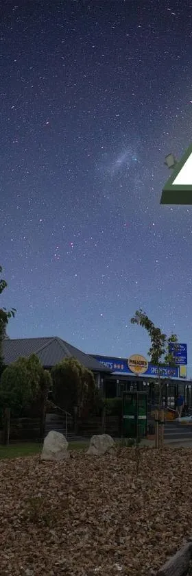 Pineacres Motel and Park，位于Kaiapoi的酒店