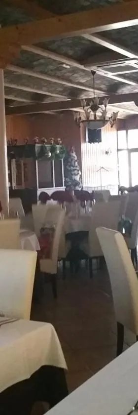 Hotel Gardu，位于Montealegre del Castillo的酒店