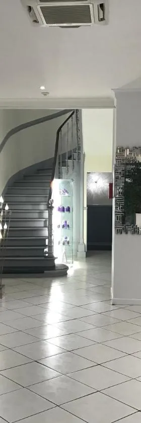 卡皮托尔酒店，位于图卢兹的酒店