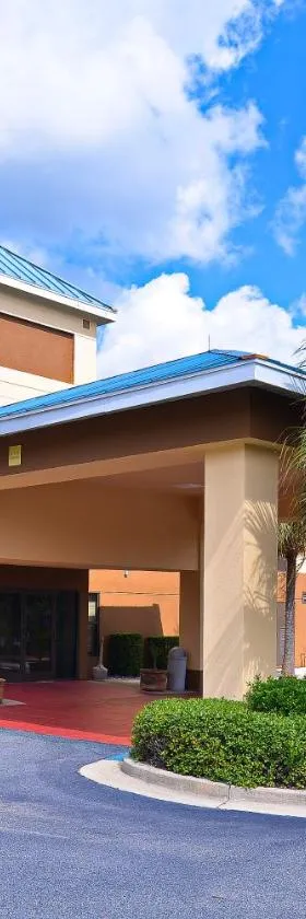 Econo Lodge Darien，位于达里恩的酒店
