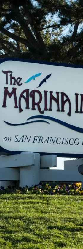旧金山湾码头旅馆，位于圣莱安德罗的酒店