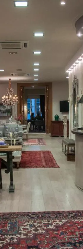 Esperia Boutique Hotel，位于阿格里尼翁的酒店