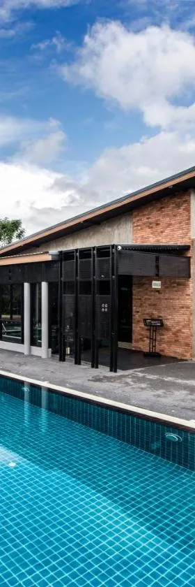 Cresco Hotel Buriram，位于武里南的酒店
