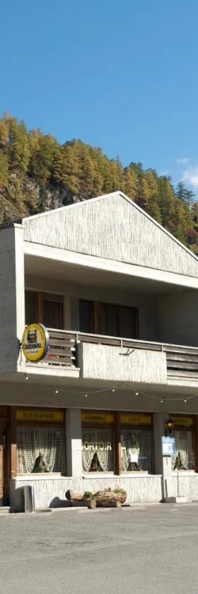 Auberge des Charmettes，位于圣皮埃尔堡的酒店